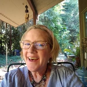 Meet your Posher, Deanna